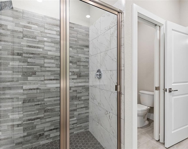 330 Royal Palm Way - Photo Thumbnail 29