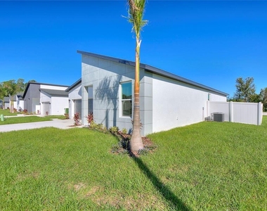 330 Royal Palm Way - Photo Thumbnail 1