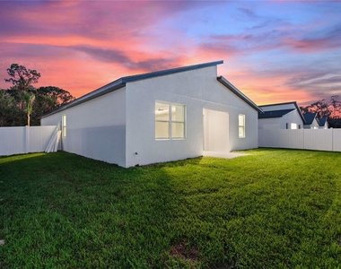 330 Royal Palm Way - Photo Thumbnail 32