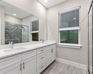 330 Royal Palm Way - Photo Thumbnail 28