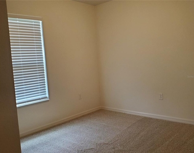 16536 Centipede Street - Photo Thumbnail 3