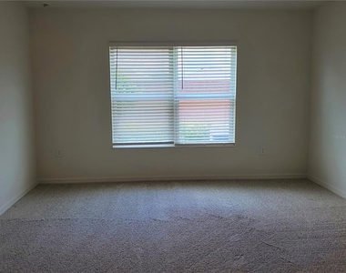 16536 Centipede Street - Photo Thumbnail 8