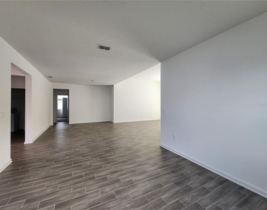 6278 Lakepine Street - Photo Thumbnail 5