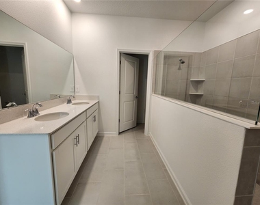 6278 Lakepine Street - Photo Thumbnail 12