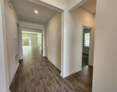 6278 Lakepine Street - Photo Thumbnail 2