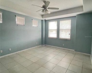 11807 Vermillion Ave - Photo Thumbnail 7