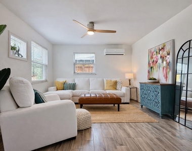 2440 Anastasia Drive - Photo Thumbnail 9