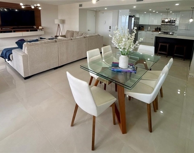 2900 N Atlantic Avenue - Photo Thumbnail 9