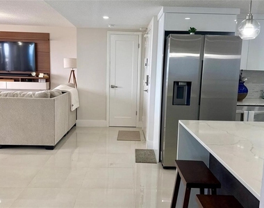 2900 N Atlantic Avenue - Photo Thumbnail 14