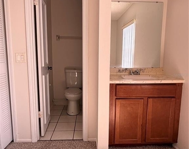 1275 Woodman Way - Photo Thumbnail 8