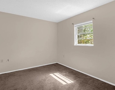 15115 Omaha Street - Photo Thumbnail 11