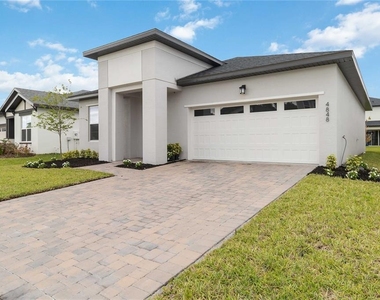 4848 Shady Pines Drive - Photo Thumbnail 3