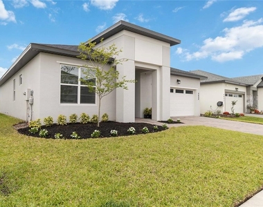 4848 Shady Pines Drive - Photo Thumbnail 2