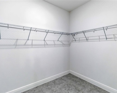 4848 Shady Pines Drive - Photo Thumbnail 18