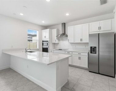 4848 Shady Pines Drive - Photo Thumbnail 13