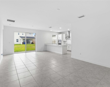 4848 Shady Pines Drive - Photo Thumbnail 9