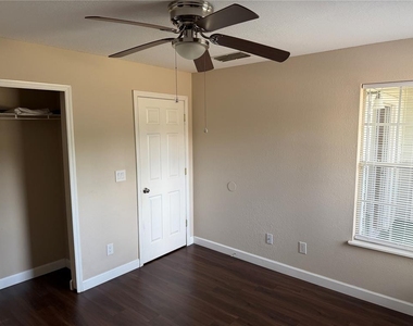 6004 Westgate Drive - Photo Thumbnail 11