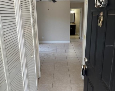 6004 Westgate Drive - Photo Thumbnail 8