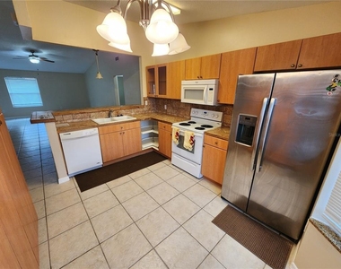 5820 Alstrum Drive - Photo Thumbnail 5