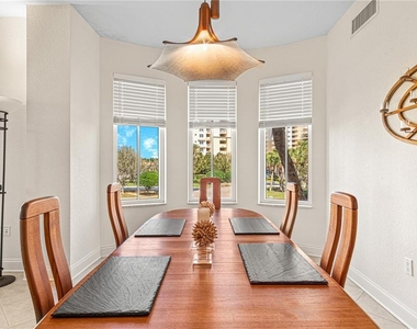 263 Minorca Beach Way - Photo Thumbnail 7