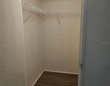 6519 Ne 23rd Avenue - Photo Thumbnail 18