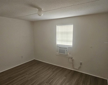 6519 Ne 23rd Avenue - Photo Thumbnail 12