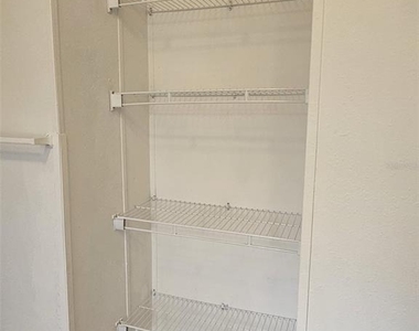 6519 Ne 23rd Avenue - Photo Thumbnail 13