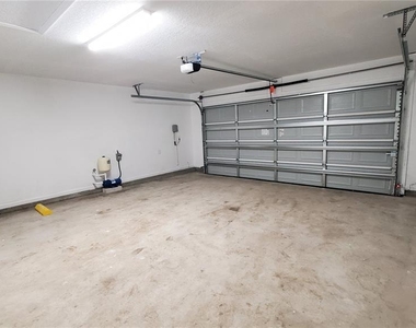 44 Barrington Drive - Photo Thumbnail 20