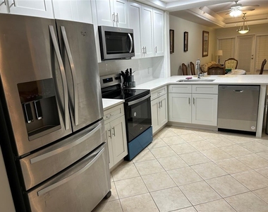 100 Palm Harbor Parkway - Photo Thumbnail 4