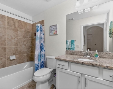 14081 Heritage Landing Boulevard - Photo Thumbnail 20