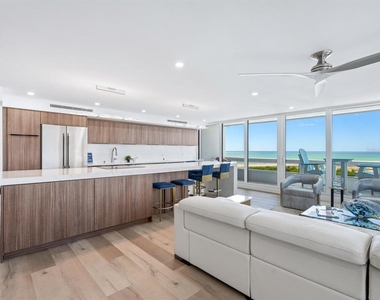 5400 Ocean Boulevard - Photo Thumbnail 2