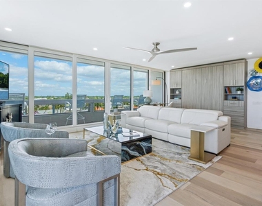 5400 Ocean Boulevard - Photo Thumbnail 21