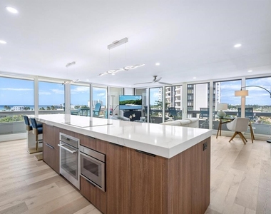 5400 Ocean Boulevard - Photo Thumbnail 4