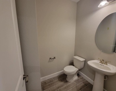 5331 Rushmere Court - Photo Thumbnail 12