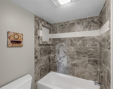 4119 61st Avenue Terrace W - Photo Thumbnail 17