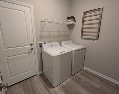 8545 Cache Drive - Photo Thumbnail 24