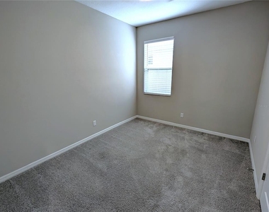 8545 Cache Drive - Photo Thumbnail 19