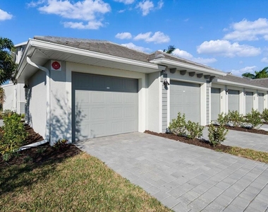 12390 Wellen Golf Street - Photo Thumbnail 22