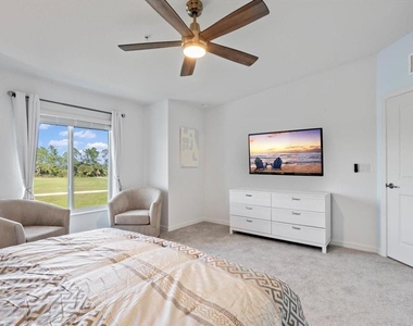 12390 Wellen Golf Street - Photo Thumbnail 16
