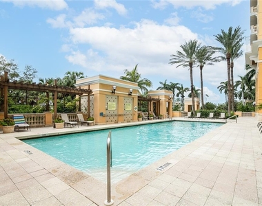 750 N Tamiami Trail - Photo Thumbnail 39