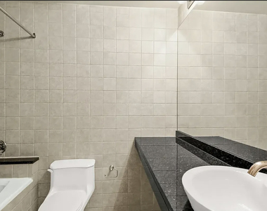 176 Johnson Street - Photo Thumbnail 6