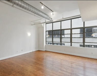 176 Johnson Street - Photo Thumbnail 1