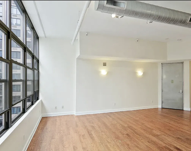 176 Johnson Street - Photo Thumbnail 4
