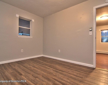 1418 N Main (apt B) Street - Photo Thumbnail 18