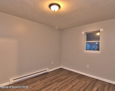 1418 N Main (apt B) Street - Photo Thumbnail 17