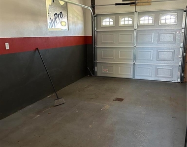 3318 N 3rd Street - Photo Thumbnail 10