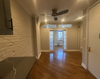279 East 10th Street - Photo Thumbnail 9