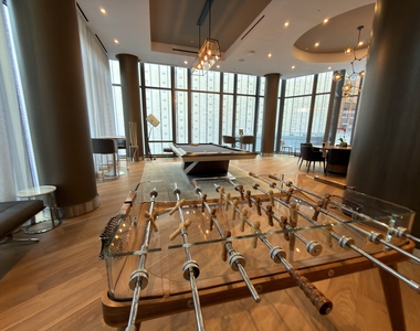 East 44th Street, New York, NY 10017 - Photo Thumbnail 12