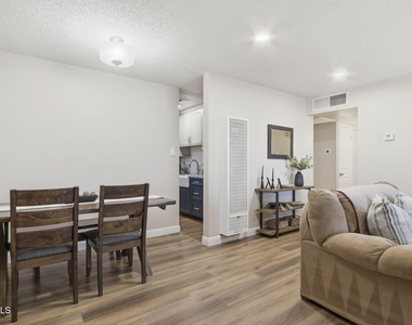 4873 Mcgregor Drive - Photo Thumbnail 10