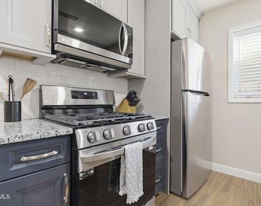4873 Mcgregor Drive - Photo Thumbnail 14